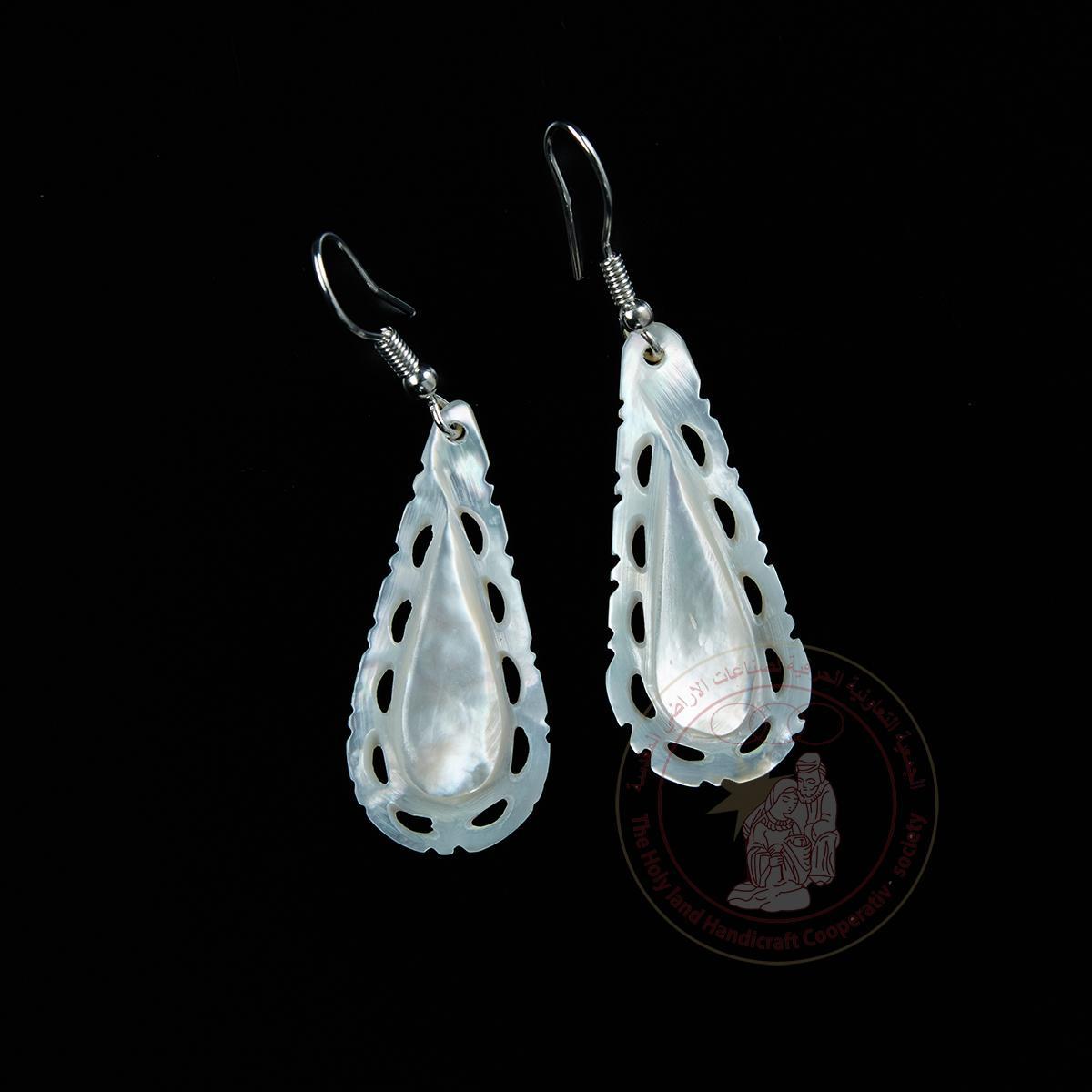 Teardrop' Earrings - Mother of Pearl